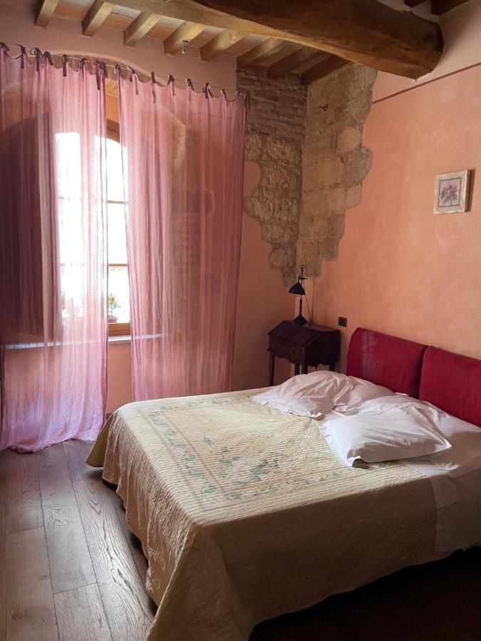 Osteria Del Borgo B&B Montepulciano Stazione Esterno foto