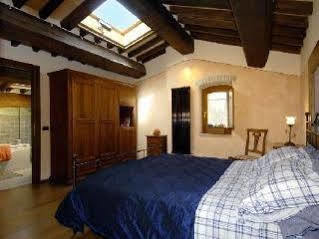 Osteria Del Borgo B&B Montepulciano Stazione Esterno foto