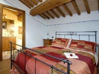 Osteria Del Borgo B&B Montepulciano Stazione Esterno foto